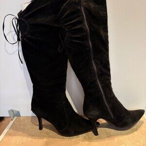 Pierre Dumas black suede boots